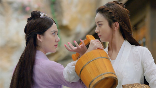 チャオ・リーイン（趙麗穎）