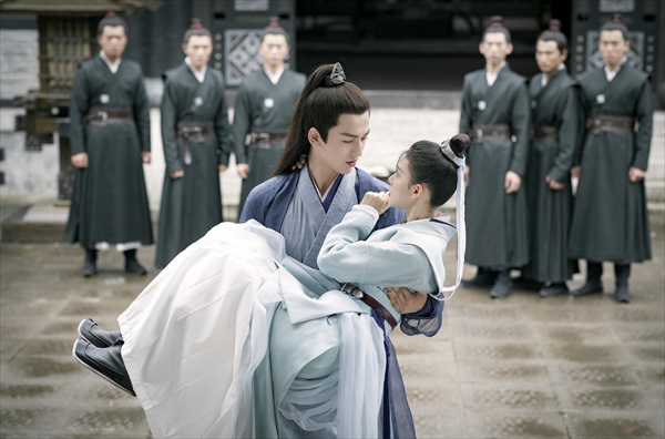 「探偵麗女」の場面写真６