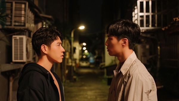 「My Tooth Your Love」場面写真１