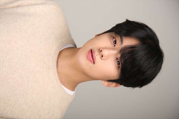 ユ・ヨンジェさんのアーティスト写真２