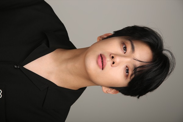 ユ・ヨンジェさんのアーティスト写真