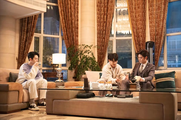 不聞鐘に住む3人