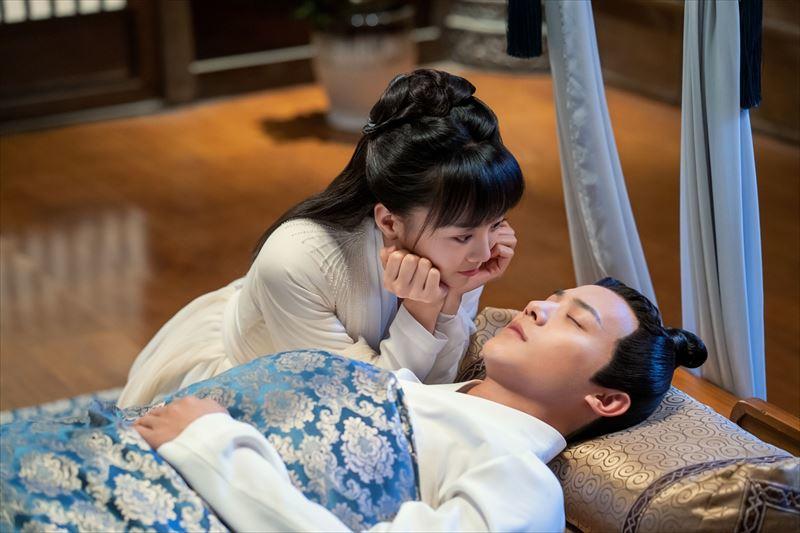 「太陽と月の秘密」場面写真