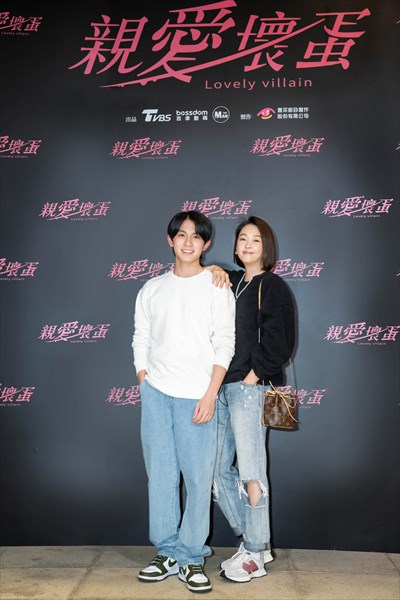 「親愛壞蛋」クランクアップ3