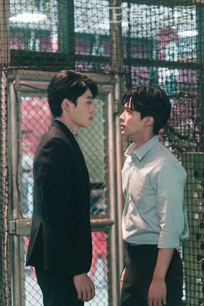 「正負之間」場面写真１