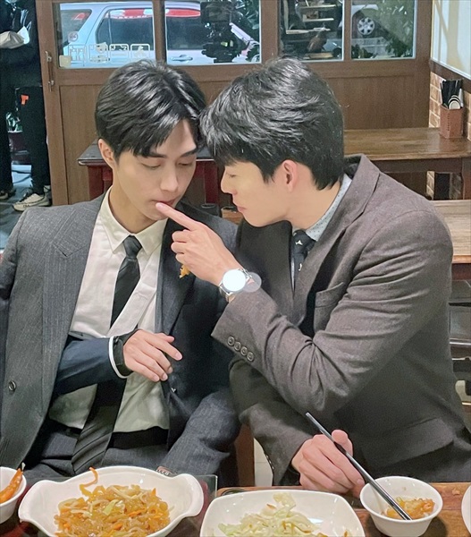 「正負之間」場面写真２