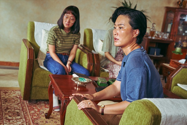 パク・ギョンヘ（左）キム・ジェファ