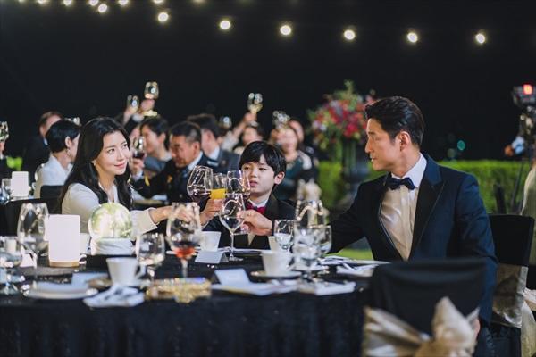 「ザ・ロード：１の悲劇」チ・ジニ、ユン・セア