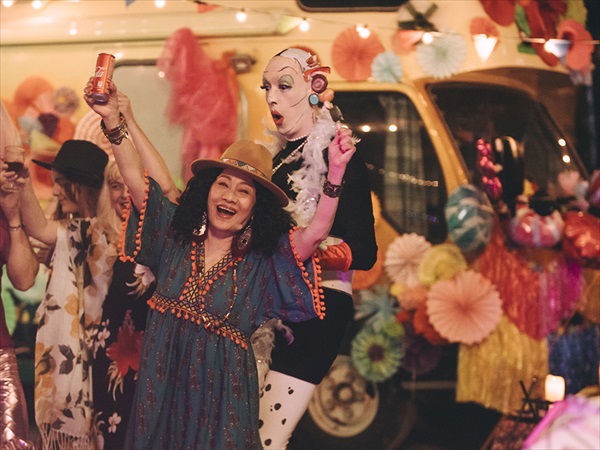 「ママ、やめて！」（媽，別鬧了！）場面写真２