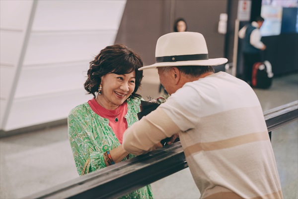 「ママ、やめて！」（媽，別鬧了！）場面写真３