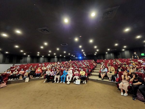 「正負之間」台湾イベント会場