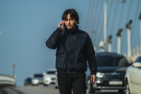 『声／姿なき犯罪者』２：ピョン・ヨハン