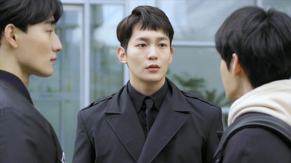 「初恋だけ３度目」場面写真２