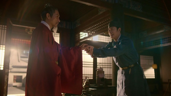 「かくれいかてい」7話の場面写真