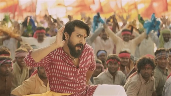 歌うラーム・チャラン