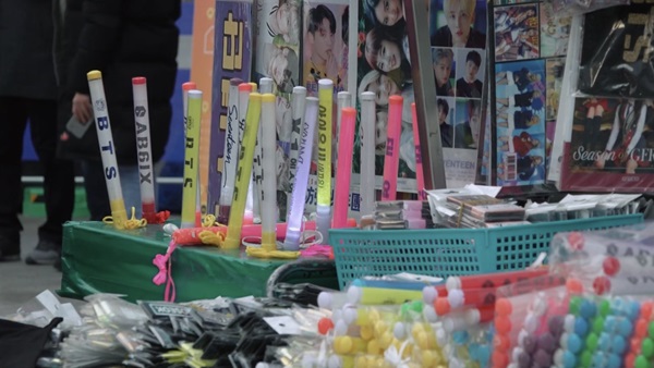 『成功したオタク』場面写真１