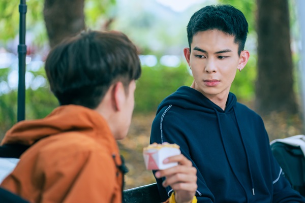 「Stay By My Side」3話の場面写真