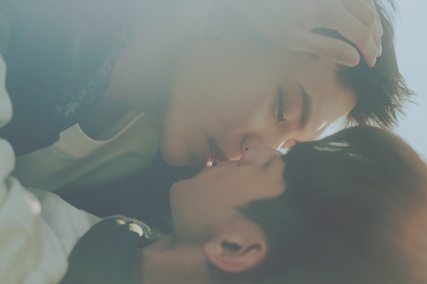 「Stay By My Side」6話の場面写真