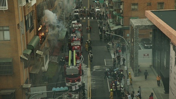 「火神の涙」場面写真１