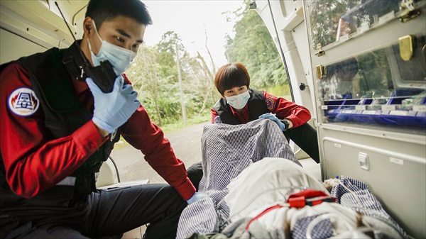 「火神の涙」場面写真２