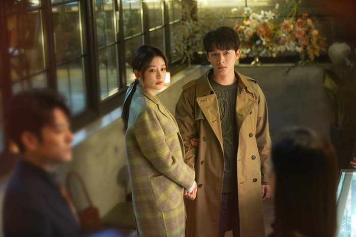 「愛しているのに」場面写真