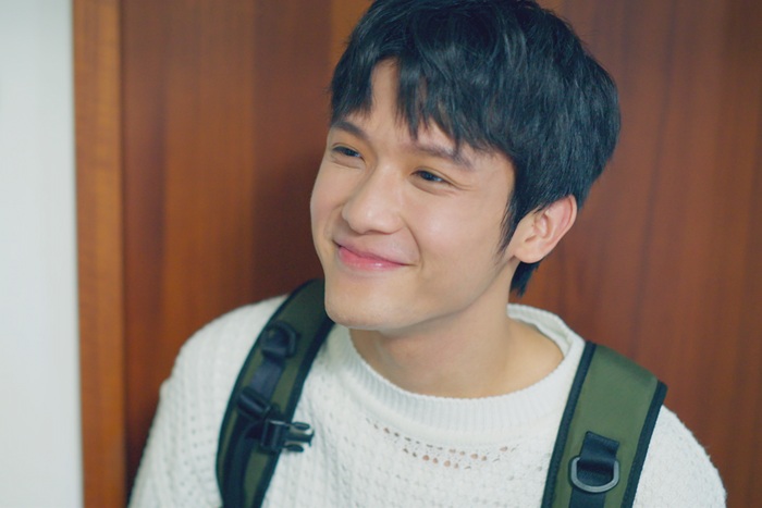 笑顔のジー・チョンハオ