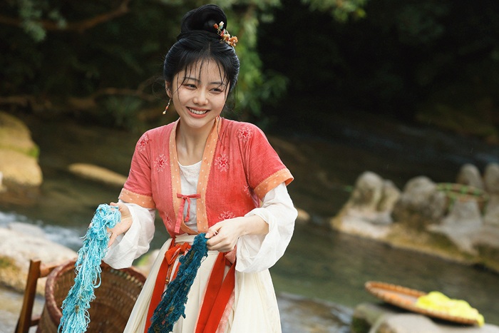 タン・ソンユン（譚松韻）