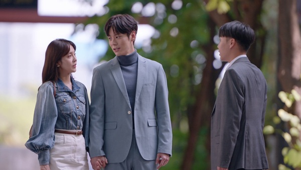 「この結婚は社内秘で」24話の場面写真