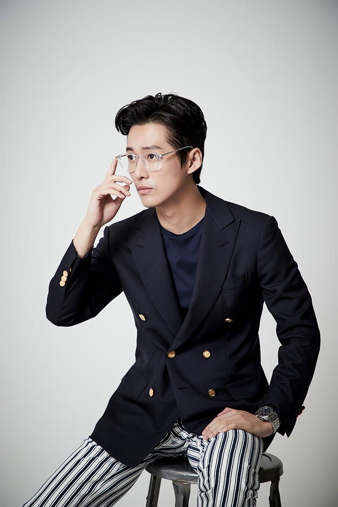 ナムグン・ミンのアーティスト写真１